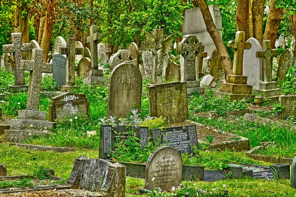 Londres, Angleterre - 6 mai 2019 : cimetière de Highgate — Photo