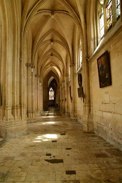 Vendôme ; France - 28 juin 2019 : l'abbaye de Vendôme — Photo