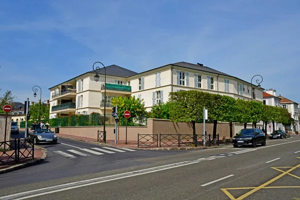 Saint Germain en Laye; Francia - 20 de abril de 2019: centro de la ciudad — Foto de Stock