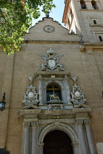 Granada; Espanha - 27 de agosto de 2019: Igreja da Virgen de las Angustias — Fotografia de Stock