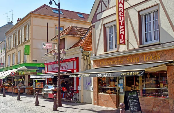 Poissy; Francia - 16 maggio 2019: il centro della città — Foto Stock