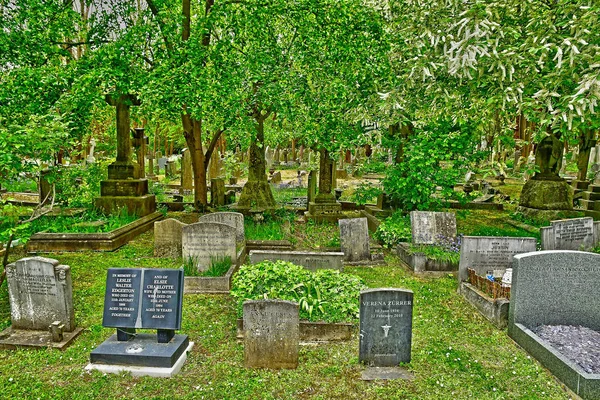 Londres, Inglaterra - 6 de mayo de 2019: Cementerio de Highgate — Foto de Stock