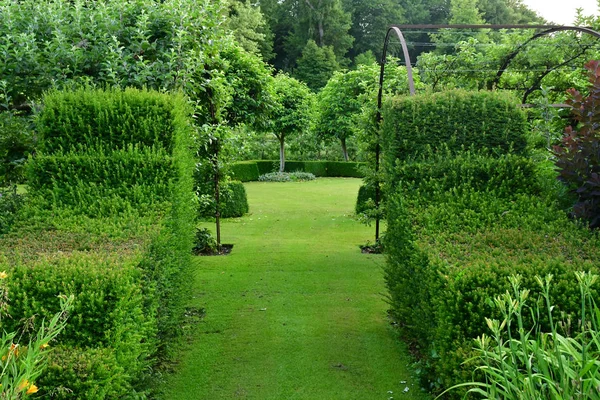 Sasnieres; Francja - czerwiec 30 2019: ogród du Plessis Sasnieres — Zdjęcie stockowe