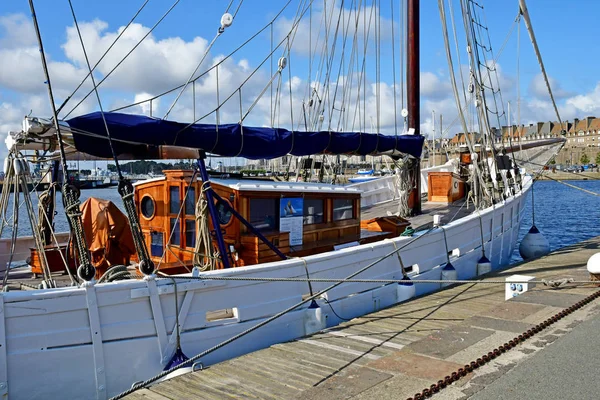 Saint-Malo; Francie-červenec 28 2019: Etoile Molen — Stock fotografie