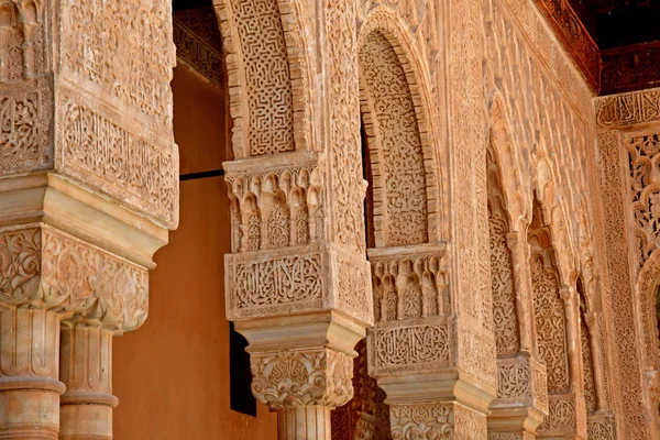 Granada; Espanha - 27 de agosto de 2019: Palácio de Alhambra — Fotografia de Stock