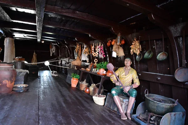 Palos de la Frontera ; Espagne - 28 août 2019 : Muelle de las Car — Photo