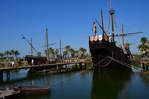 Palos de la Frontera; España - 28 de agosto de 2019: Muelle de las Car — Foto de Stock