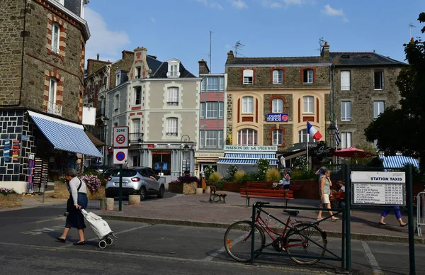 Dinard; France - july 23 2019 : picturesque city in summer — Stock Photo, Image