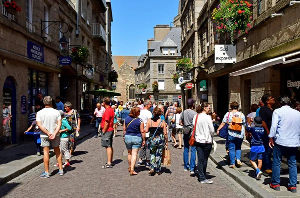 Saint Malo; Frankrike-juli 28 2019: pittoresk stad i sommar — Stockfoto