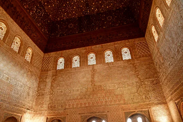 Granada; Spagna - 27 agosto 2019: Palazzo dell'Alhambra — Foto Stock