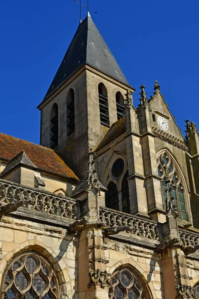 Triel sur Seine; França - 22 de março de 2019: São Marti histórico — Fotografia de Stock