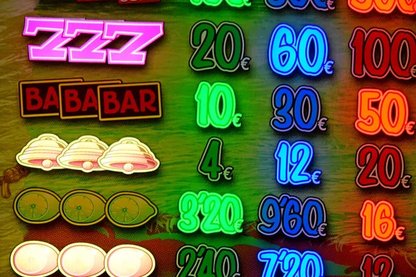 La Roda de Andalucia; Spain - august 27 2019 : slot machine — Stock Photo, Image