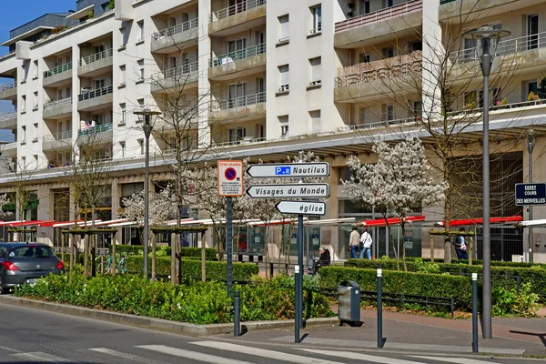 Cergy le Haut; Francia - 30 de marzo de 2019: ciudad moderna — Foto de Stock