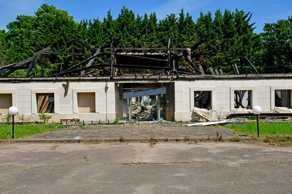 Poissy; France - june 1 2019 : burnt building — Stock Photo, Image