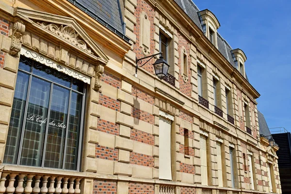 Saint Germain en Laye; Франція - april 20 2019: туристичний офіс — стокове фото