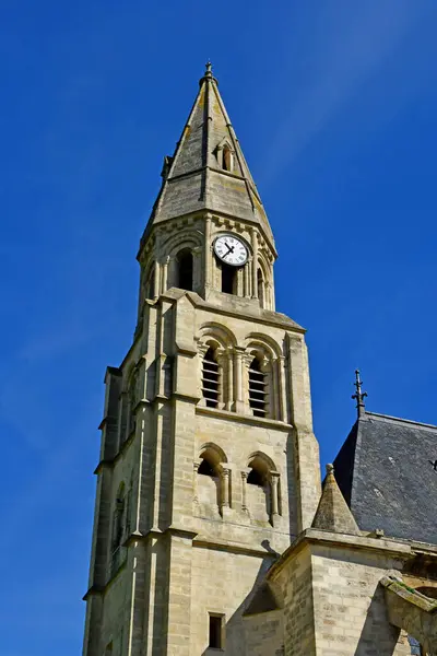 Poissy, France - 16 mai 2019 : Collégiale — Photo