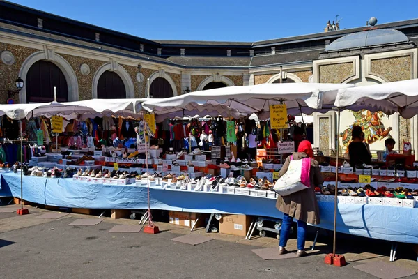 Versailles Francie-Duben 20 2019: centrum města — Stock fotografie