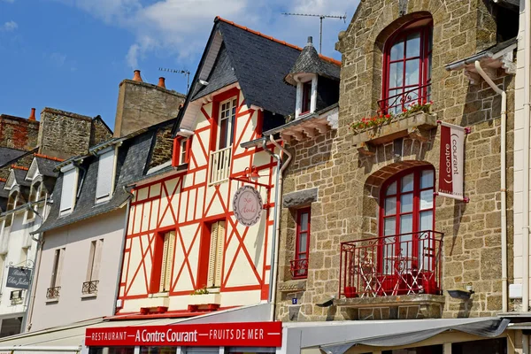 Cancale; France - july 25 2019 : the picturesque city — Stock Photo, Image
