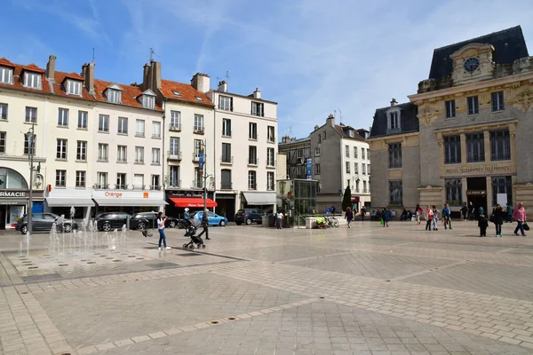 Saint Germain en Laye; Fransa - 20 Nisan 2019 : şehir merkezi — Stok fotoğraf