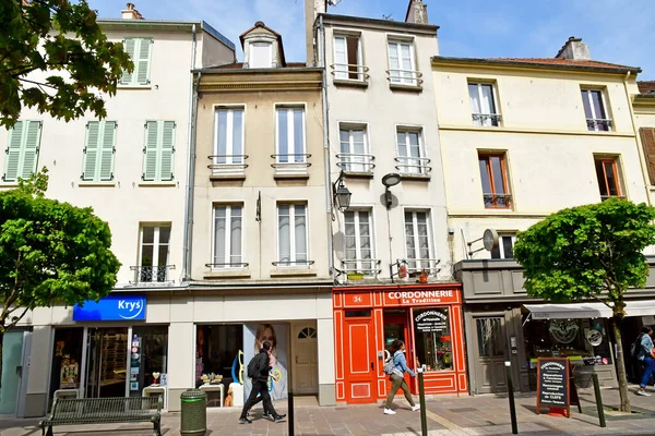 Saint Germain en Laye; França - 20 de abril de 2019: centro da cidade — Fotografia de Stock