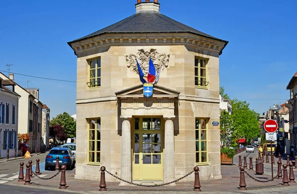 Poissy, France - 16 mai 2019 : centre-ville — Photo