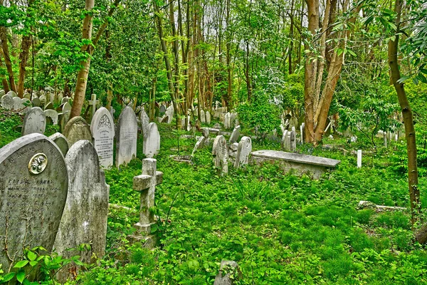 Londres, Inglaterra - 6 de mayo de 2019: Cementerio de Highgate —  Fotos de Stock