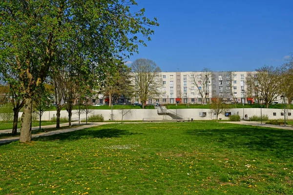 Les Mureaux; Frankrijk - 13 april 2019: district Moliere — Stockfoto