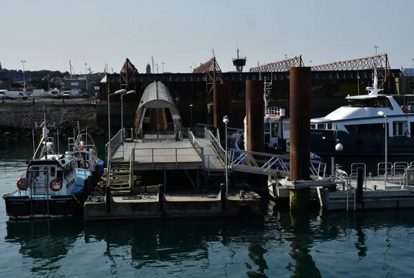 Saint-Malo; Francie-červenec 28 2019: malebné město v létě — Stock fotografie