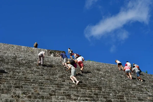 Uxmal; Estado Unidos Mexicano - 18 de mayo de 2018: sitio precolombino — Foto de Stock