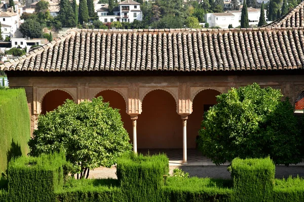 Гранада, Испания - 27 августа 2019 года: дворец Альгамбра — стоковое фото