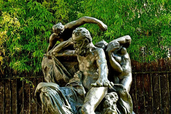 Paris; França - 31 de março de 2019: Victor Hugo et les muses estátua — Fotografia de Stock