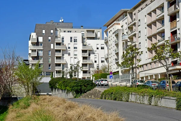 Cergy le Haut; Francia - 30 de marzo de 2019: ciudad moderna — Foto de Stock