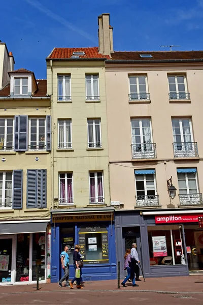 Saint Germain en Laye; Francia - 20 de abril de 2019: centro de la ciudad — Foto de Stock