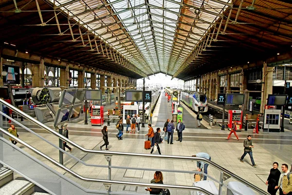 Paris; France - may 1 2019 : the Gare du Nord — Stock Photo, Image