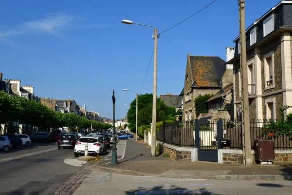 Saint-Malo; Francie-červenec 28 2019: malebné město v létě — Stock fotografie