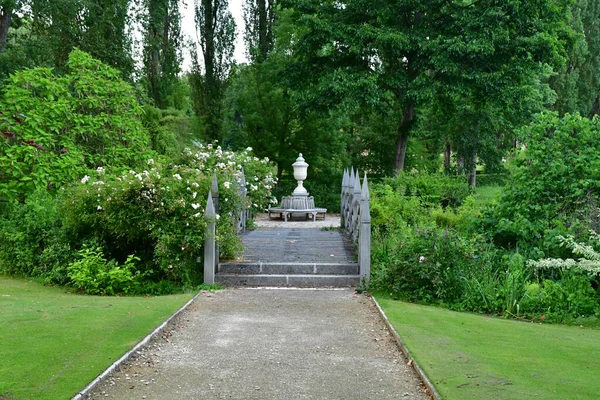 Sasnières ; France - 30 juin 2019 : du Plessis Jardin des Sasnières — Photo