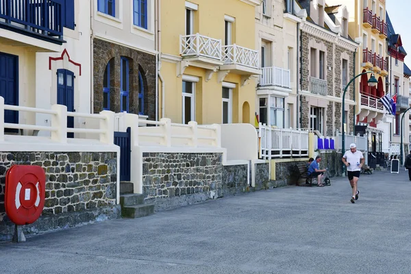 Saint Malo; France - july 28 2019 : picturesque city in summer — Stock Photo, Image