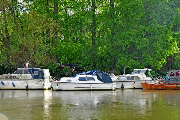 Λονδίνο; Richmond, Αγγλία - 5 Μαΐου 2019: το κέντρο της πόλης — Φωτογραφία Αρχείου