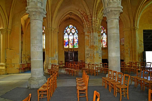 法国塞纳河畔的特里尔 2020年5月18日 历史上的圣马丁教堂 — 图库照片