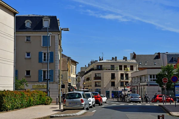 Poissy Francia Mayo 2020 Bloque Apartamentos Cerca Iglesia Colegiata — Foto de Stock