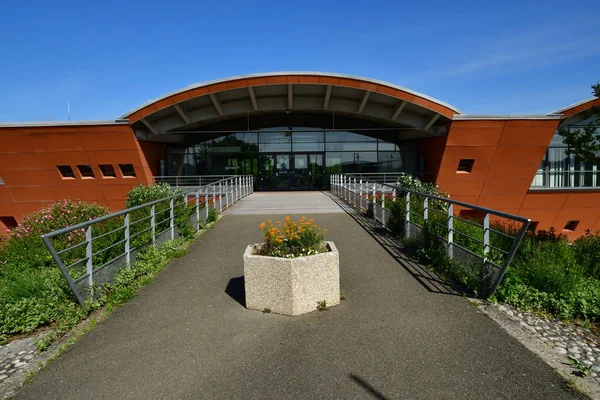 Verneuil Sur Seine Francia Mayo 2020 Piscina — Foto de Stock