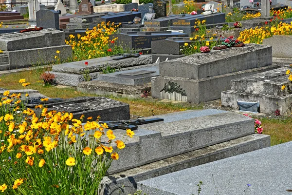 Aubergenville Frankrike Maj 2020 Kyrkogården — Stockfoto