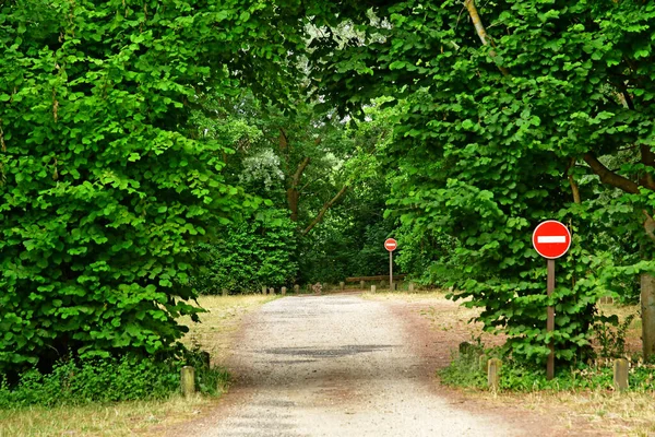 Roche Guyon Francia Giugno 2020 Parcheggio Del Castello Storico — Foto Stock