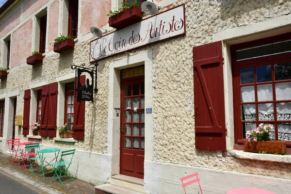 法国吉维尼 2020年6月14日 风景秀丽的村庄里的床和早餐 — 图库照片