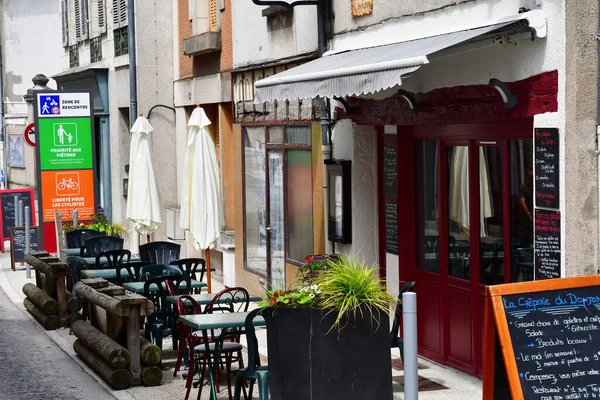 Montrichard Francie Červenec 2020 Restaurace Historickém Městě Létě — Stock fotografie