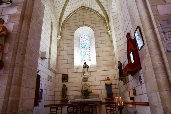 Chedigny França Julho 2020 Igreja São Pedro Chedigny Verão — Fotografia de Stock