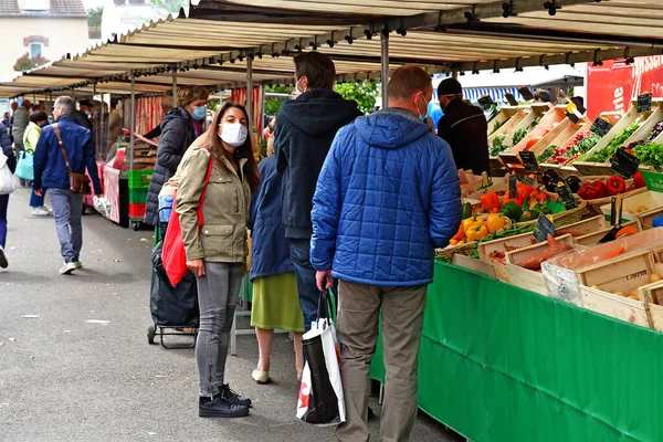 Verneuil Sur Seine Frankrike Juni 2020 Marknaden — Stockfoto