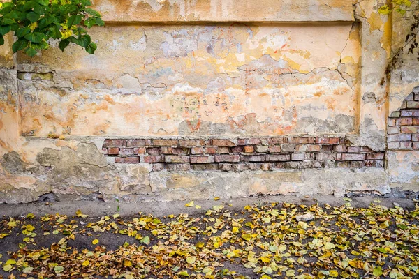 Staré omítky a cihlová zeď — Stock fotografie