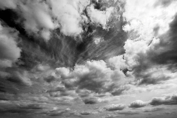 Grunge Imagem Céu Com Nuvens Com Grãos Céu Retro Olhando — Fotografia de Stock
