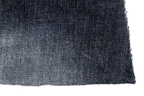 Pedaço Tecido Jeans Escuro Isolado Fundo Branco Bordas Irregulares Ásperas — Fotografia de Stock